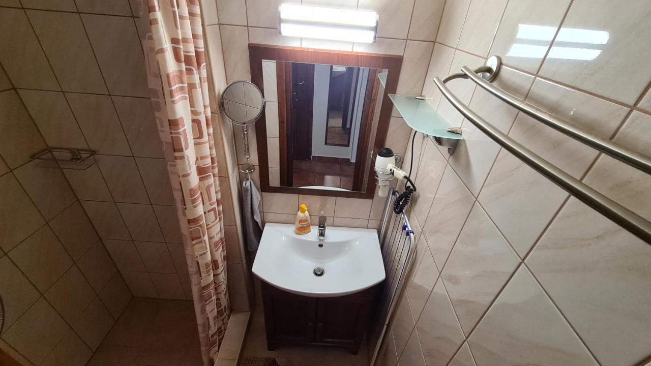 Gyulai Fuerdoe Apartman Екстериор снимка
